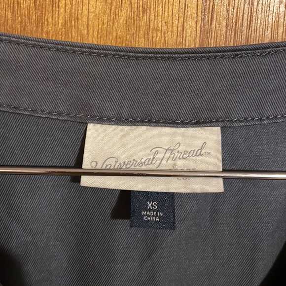 •UNIVERSAL THREAD•GRAY ZIP UTLITY DRESS WITH FRONT POCKETS AND CUFF SLEEVE XS - Picture 5 of 10